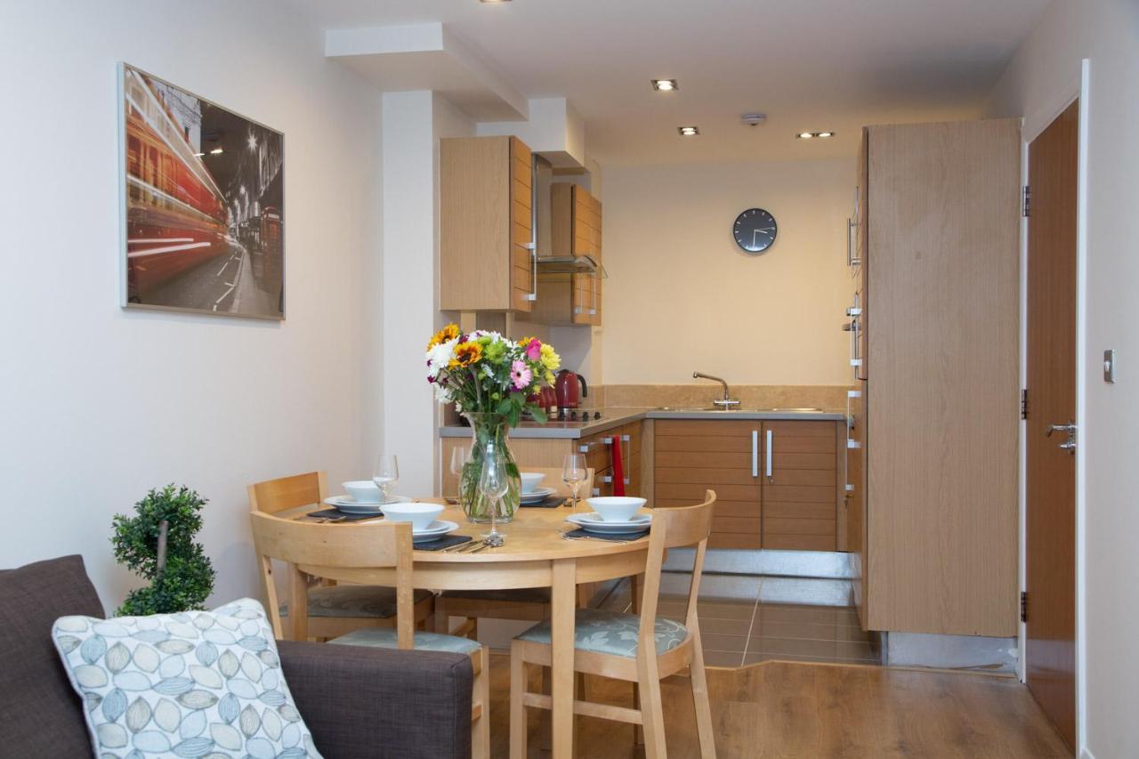 Royal Crossharbour Apartment London Exterior photo